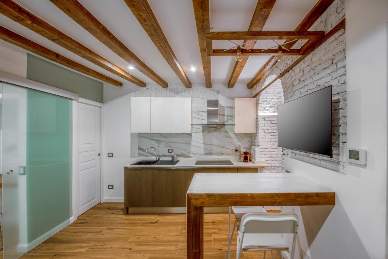 Elegant Suite In Milan Center Exterior foto